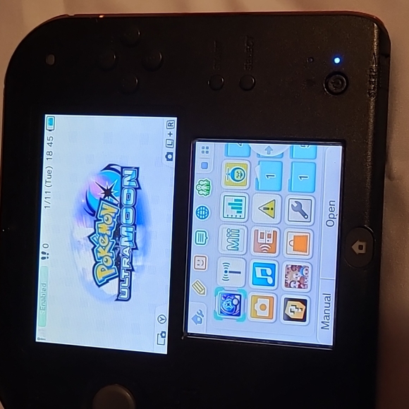 Nintendo 2ds - Picture 6 of 7